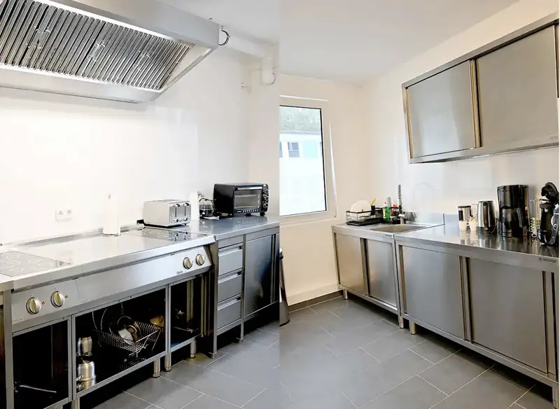 Gemeinschaftsküche für alle Gäste der Pension am Fuchsbau